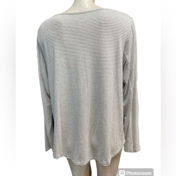 Soft Surroundings | Striped Grey & White Hyacinth Top Size Large - Picture 3 of 5